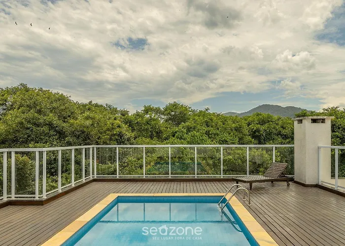 RJI - Apartamentos próximos da praia de Itaguá